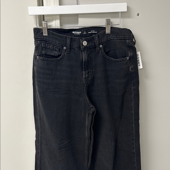 Old Navy Black Relaxed Jeans High-Rise - Picture 3 of 3
